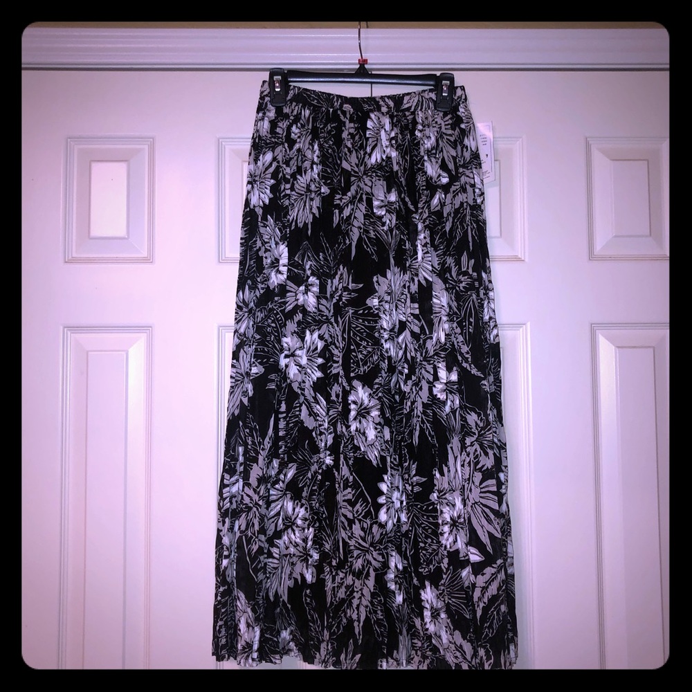 Maxi skirt